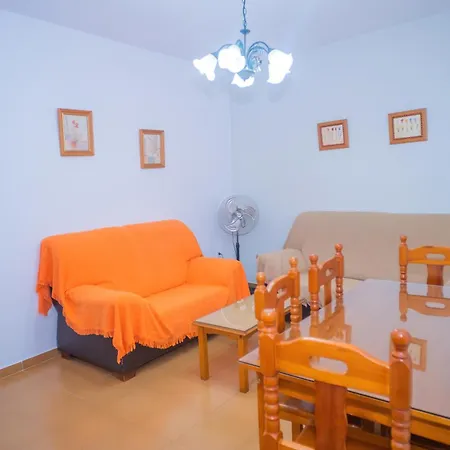 Apartamento Centrico En Conil Con Balcon Privado, Aire Acondicionado Y Garaje Para Familia Conil De La Frontera Exterior photo