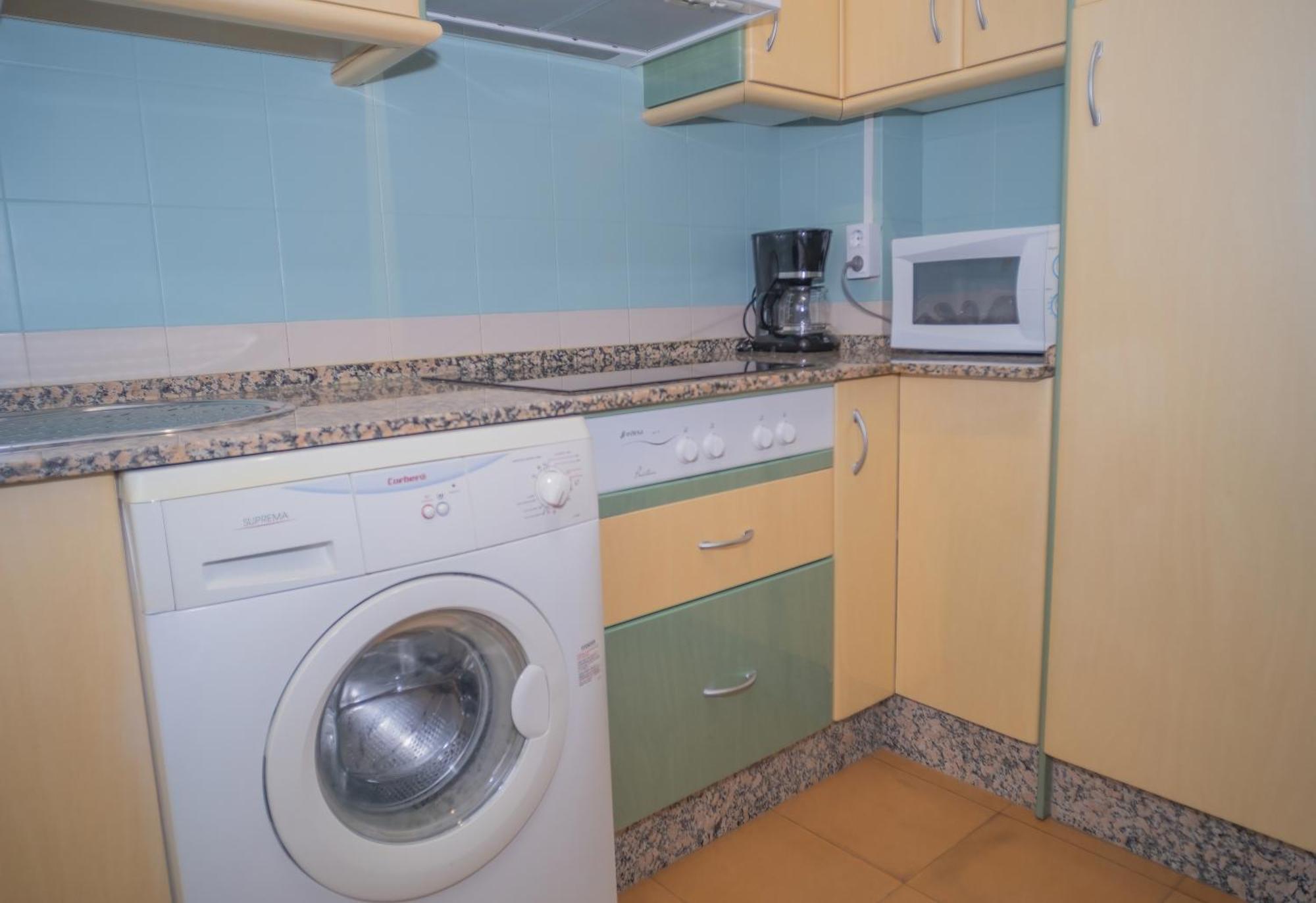 Centrico En Conil Con Balcon Privado, Aire Acondicionado Y Garaje Familia Apartment Conil De La Frontera